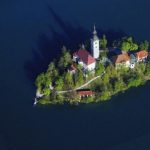 Navštívte Bled - Prečo by ste si nemali nechať ujsť toto úžasné miesto v Slovinsku?